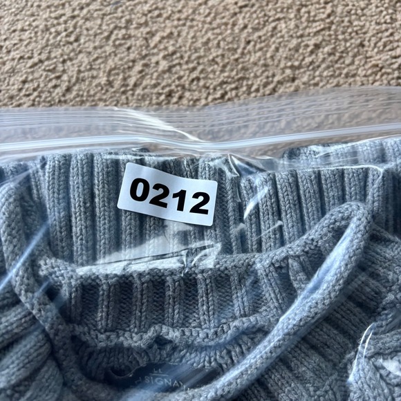 L.L. Bean Signature CableKnit Roll neck Linen Blend Fisherman Sweater Mens Large - Picture 7 of 7